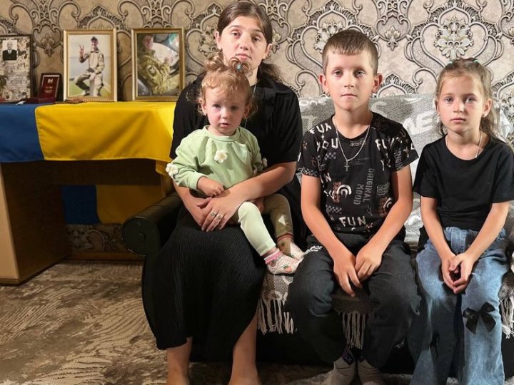 «Діти постійно бігають до тата на могилу»: спогади дружини про загиблого Героя Сергія Косея