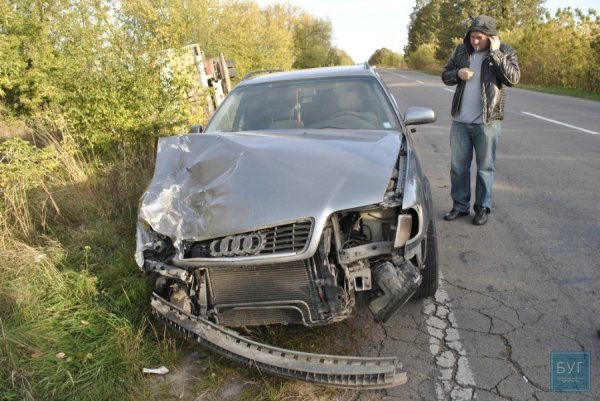 На Волині зіткнулися «Ауді», вантажівка та автобус. ФОТО