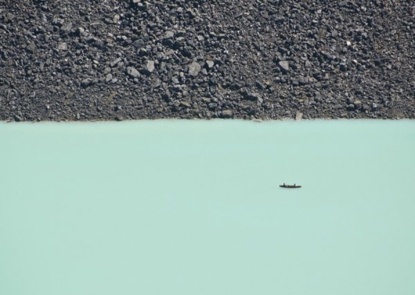 Льодовикове озеро в Національному парку Банф, що в Канаді. Автор: Ben Leshchinsky / National Geographic