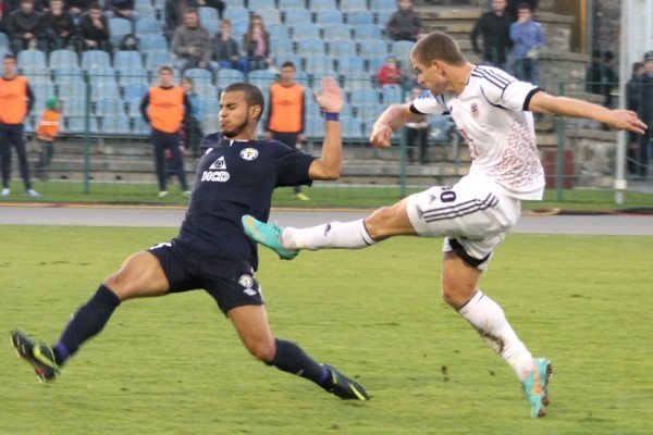 Матч «Волинь»-«Металург» закінчився нічиєю. ФОТО