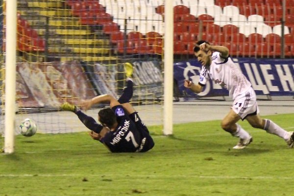 Матч «Волинь»-«Металург» закінчився нічиєю. ФОТО