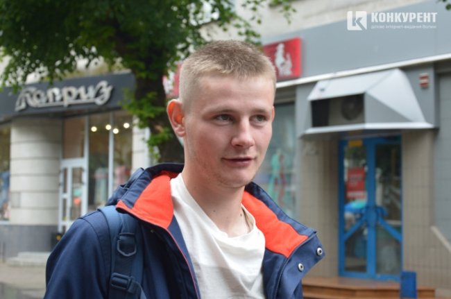 Чи готові лучани відмовитись від пакетів з поліетилену: опитування