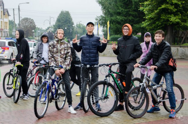 У волинському місті під дощем відбувся патріотичний велопробіг. ФОТО, ВІДЕО