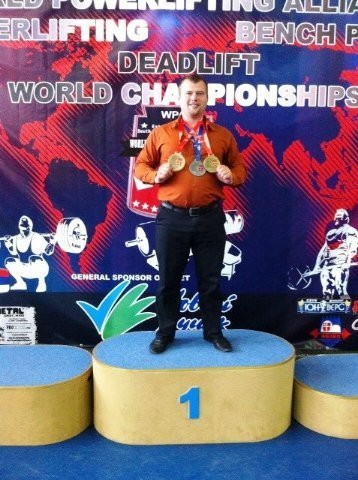 Найсильніші в світі пауерліфтери живуть у Іваничах. ФОТО