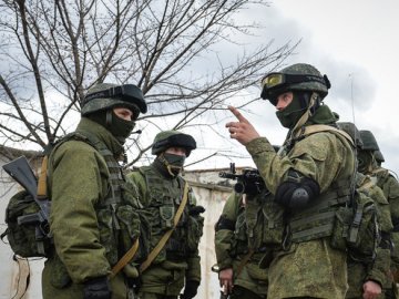 Російські окупанти частково розікрали гуманітарну допомогу для Маріуполя