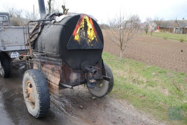 «Інспектор Ляля» допомогла: полатали ями на трасі Нововолинськ – Володимир-Волинський. ФОТО