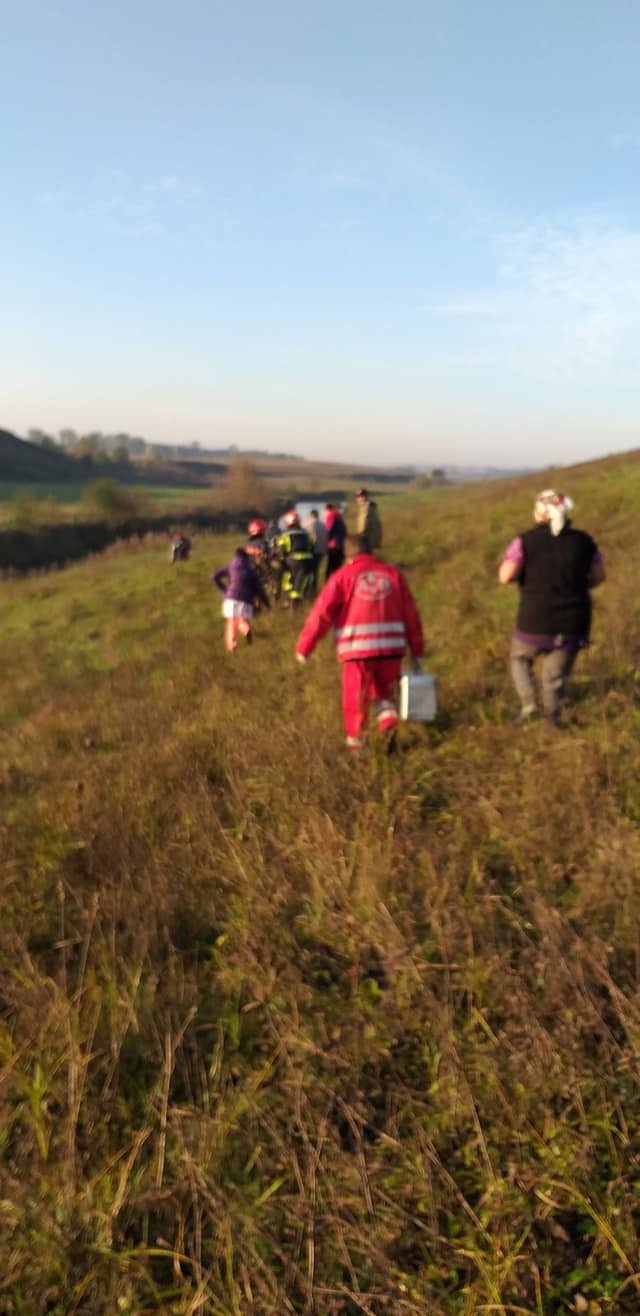 На Рівненщині важкотравмований водій ніч пролежав в понівеченому тракторі. ФОТО