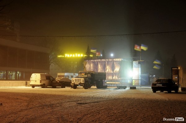 Сніг у Луцьку. ФОТО