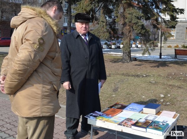 У Луцьку Шевченка вшанували спільним виконанням «Заповіту»