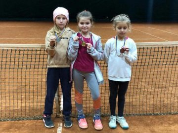 Юна тенісистка з Волині перемогла на турнірі в Києві