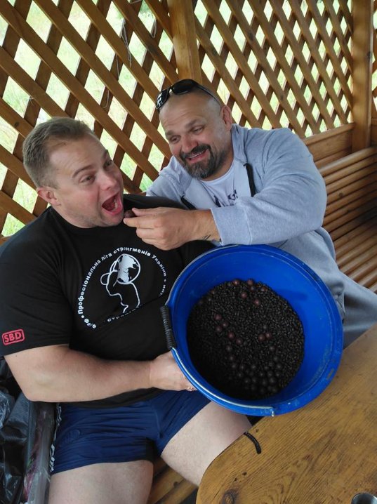 Як Вірастюк ловив рибу на волинському озері. ФОТО