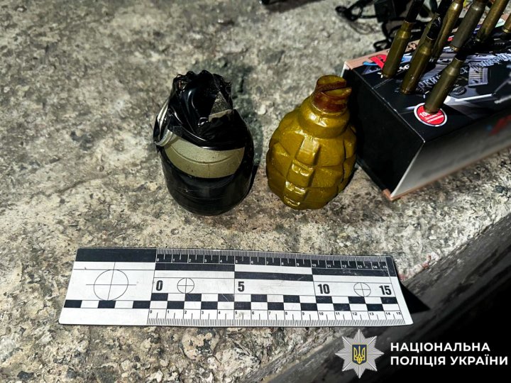 На Рівненщині затримали волинянина на Chrysler з гранатами та FPV-дроном