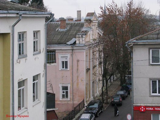 Історична будівля Луцька залишилася без частини покрівлі. ФОТО