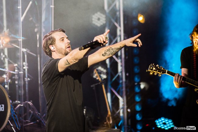 Чуттєва лірика та вибуховий рок: у Луцьку  «відгриміли» два незабутніх концерти гурту «БЕZ ОБМЕЖЕНЬ»