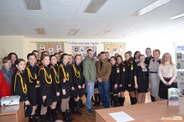 У Луцьку презентували книжку військових журналістів. ФОТО