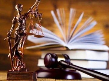 Волинського посадовця після судових баталій поновили на роботі