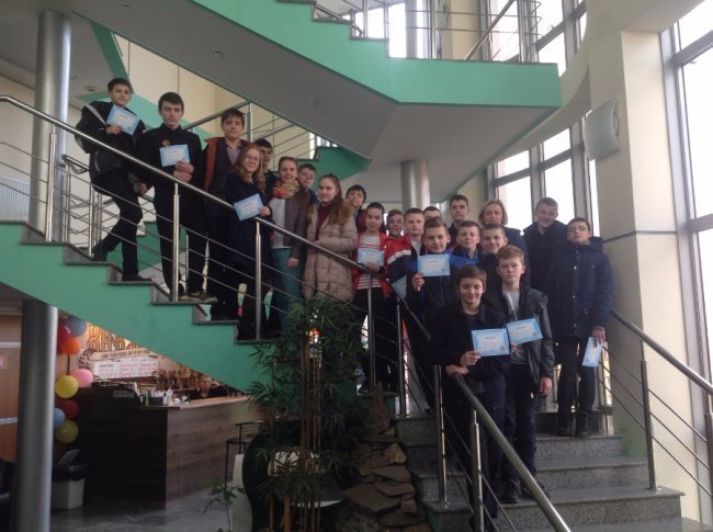 Учні волинського ліцею-інтернату побували на екскурсії в ПриватБанку*