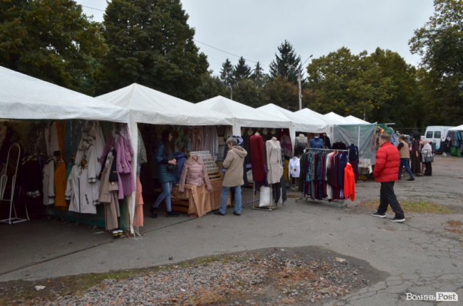 До кольору, до вибору і без «кусючих» цін: у Луцьку відкрився Харківський ярмарок*