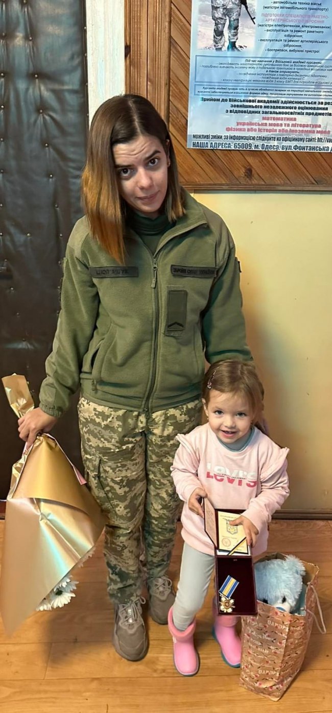 Рідним чотирьох загиблих Героїв з Волині вручили їхні посмертні нагороди. ФОТО