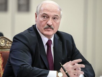 Лукашенко вважає, що Україна дала привід війні на Донбасі
