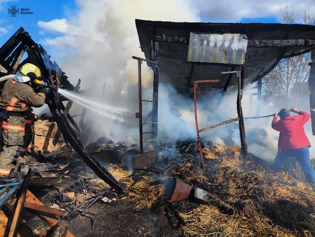 На Волині горів житловий будинок та дві господарські будівлі