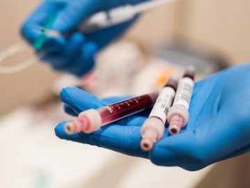 За добу в Україні – понад 3300 нових хворих на COVID-19 