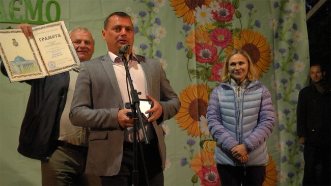 Розіграші, вікторини та артисти з Києва: у Шацьку відгуляли День селища. ФОТО. ВІДЕО