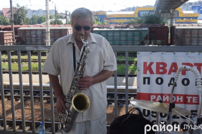 Вуличні музики Луцька: хто вони і звідки
