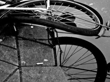 На Волині 16-річний велосипедист потрапив під колеса автівки
