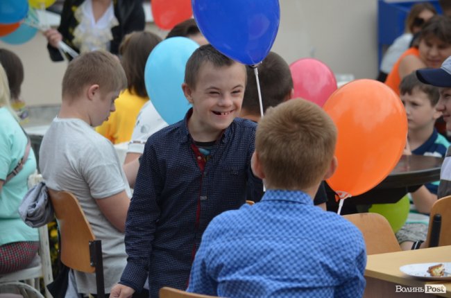 У «сонячній» кав’ярні в Луцьку започаткували власне свято, аби врятувати заклад від закриття. ФОТО