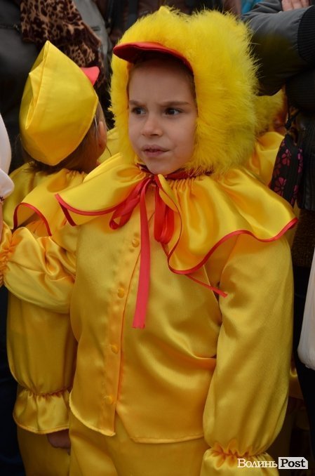 У Луцьку поряд з «Сіті-парком» відкрили Міст закоханих. ФОТО