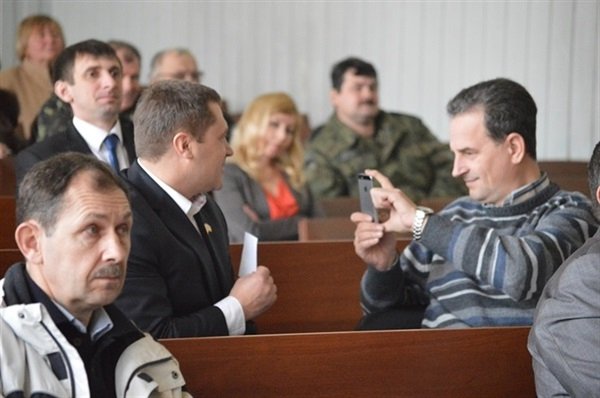 Як вручали повістки ковельським депутатам. ФОТО. ВІДЕО