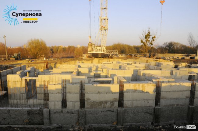 Звіт з будівництва ЖК «Супернова»: у четвертому будинку встановлюють вікна*