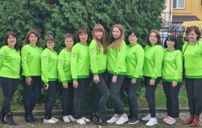 Медики громади на Волині відмовилися від білих халатів. ФОТО