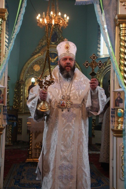 Владика Михаїл відправив різдвяну службу під Луцьком. ФОТО