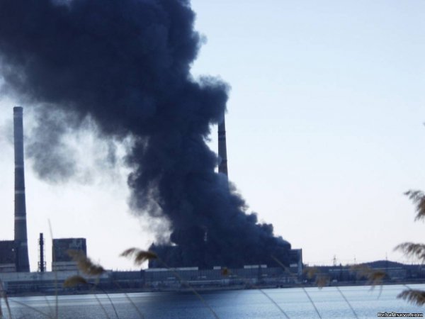 На Донеччині вибухнула електростанція. ФОТО. ВІДЕО