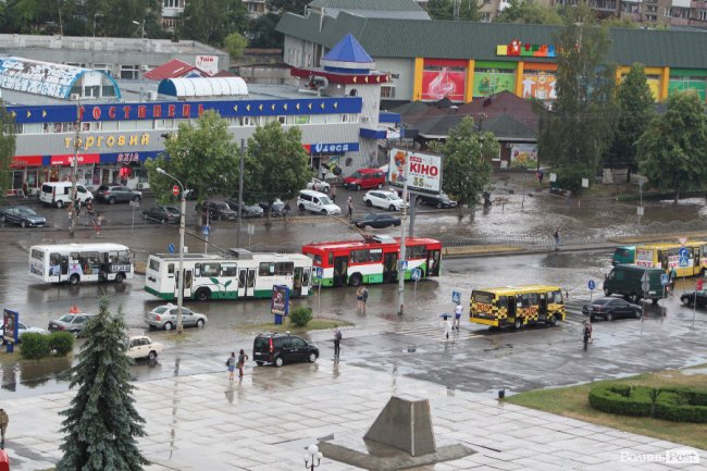 У Луцьку після зливи – потоп. ФОТО. ВІДЕО