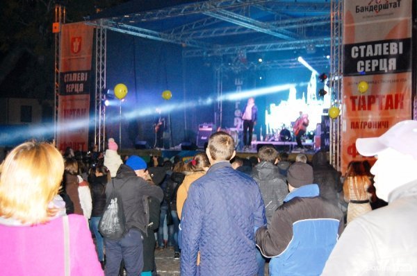 У Луцьку «Сталеві серця» викликали «на біс». ФОТО