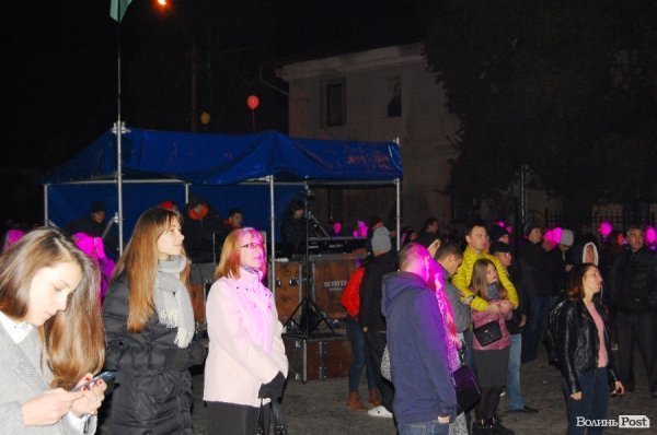 У Луцьку «Сталеві серця» викликали «на біс». ФОТО