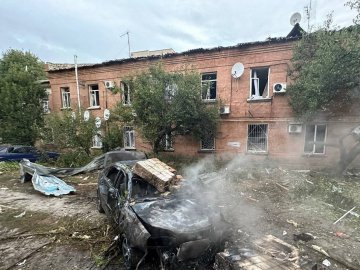 Атака росії на Київ: у Дарницькому районі постраждали 7 людей, серед них - дитина