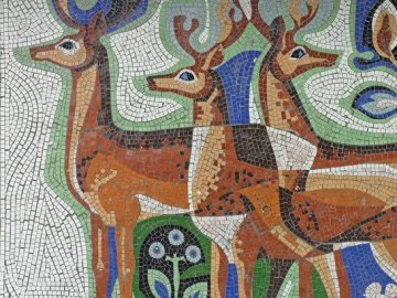 На Волині хочуть знести зупинку з авторською мозаїкою