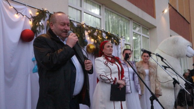 У Підгайцівській громаді «запалили» головну ялинку. ФОТО. ВІДЕО