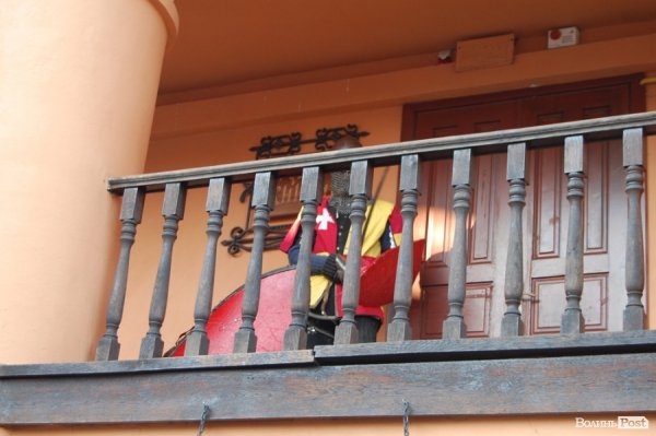 «Добрий лицар» тільки що переміг «злого» 