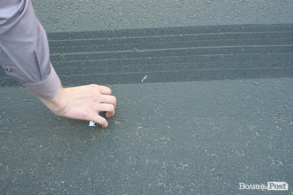 У Луцьку на переході збили дівчину. ФОТО. ВІДЕО