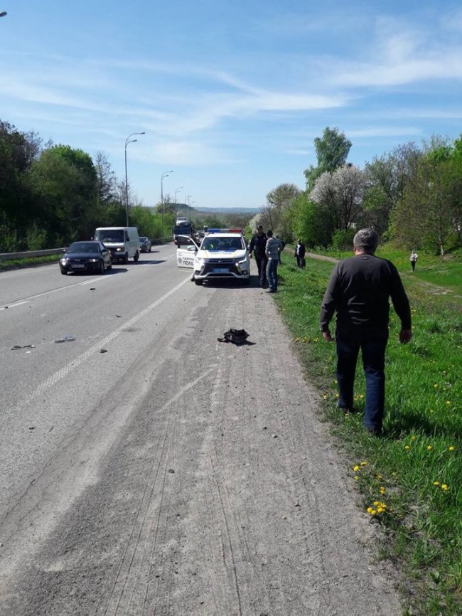 На Рівненщині в аварію потрапив рейсовий автобус