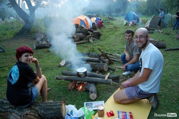 Компанія з Тернополя і Черкас уже встигла розвести вогнище