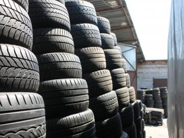 Як вибрати якісні автомобільні шини*