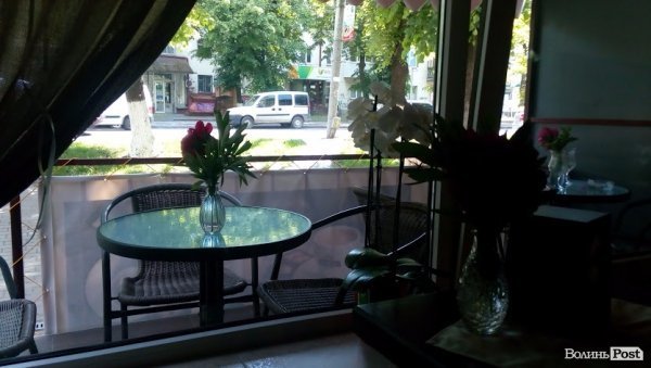 Запашна кава в серці міста чи чергова кав'ярня у Луцьку? ФОТО