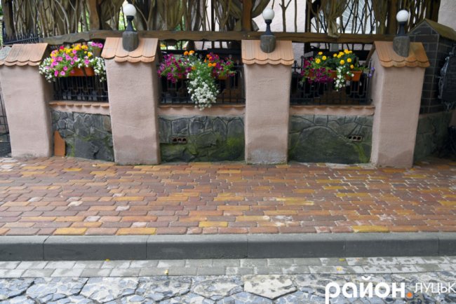 Показали, як виглядає після ремонту вулиця Пушкіна в Луцьку. ФОТО*