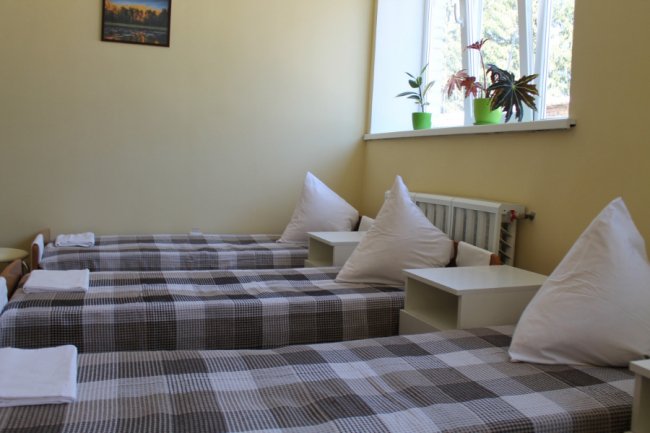 У Луцькому прикордонному загоні оновили санітарне відділення медчастини. ФОТО